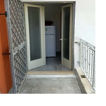 Casa Vacanza Via Lazio Torre Lapillo Exterior foto